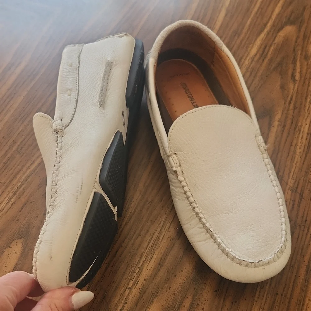 SALE-Mens Johnston & Murphy Color is an OFF WHITE, looks like Leather, Slip-Ons